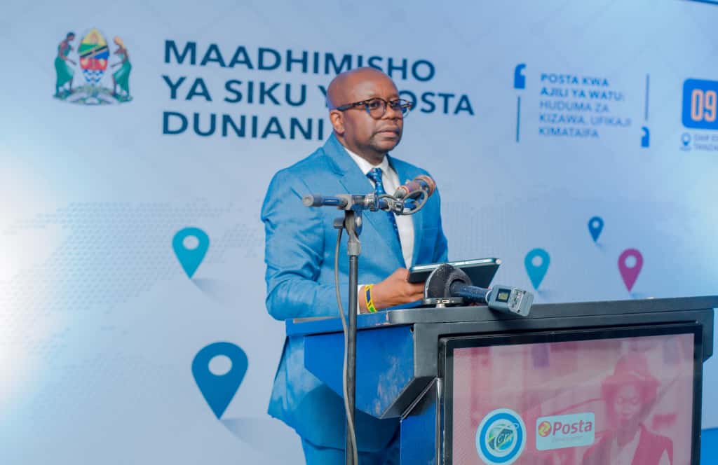 MKAPA AHIMIZA TEKNOLOJIA POSTA